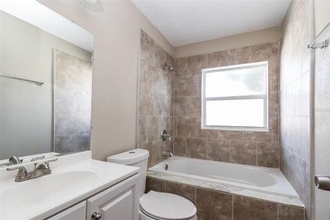 Casa en alquiler en Saint Petersburg, Florida, 2 dormitorios, 94.2 m2 № 1593430 - foto 11