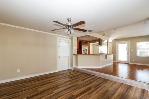 Casa en alquiler en Saint Petersburg, Florida, 2 dormitorios, 94.2 m2 № 1593430 - foto 9