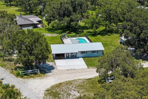 Купить виллу или дом в Ок-Хилл, Флорида 9 комнат, 133.97м2, № 1902712 - фото 1