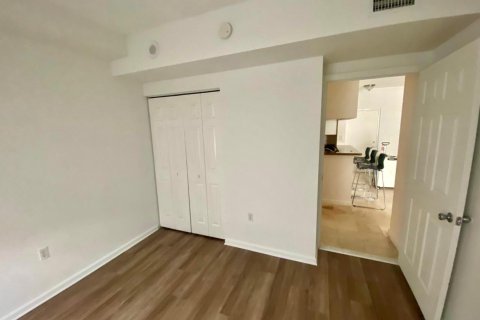 Condominio en venta en Sunny Isles Beach, Florida, 2 dormitorios, 84.26 m2 № 2168044 - foto 12