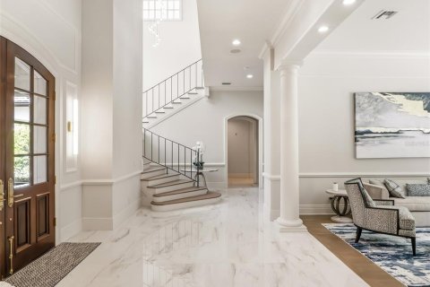 Купить виллу или дом в Уиндермир, Флорида 12 комнат, 647.53м2, № 2266658 - фото 4