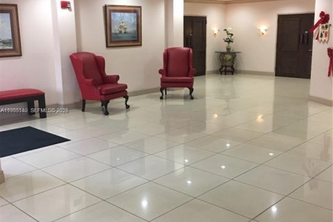 Condominio en alquiler en Miami, Florida, 2 dormitorios, 116.78 m2 № 2153610 - foto 21