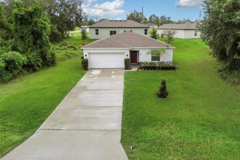 Villa ou maison à vendre à Poinciana, Floride: 3 chambres, 134.24 m2 № 2290697 - photo 2