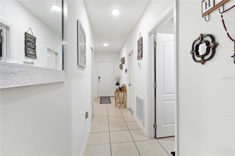 Villa ou maison à vendre à Poinciana, Floride: 3 chambres, 134.24 m2 № 2290697 - photo 17