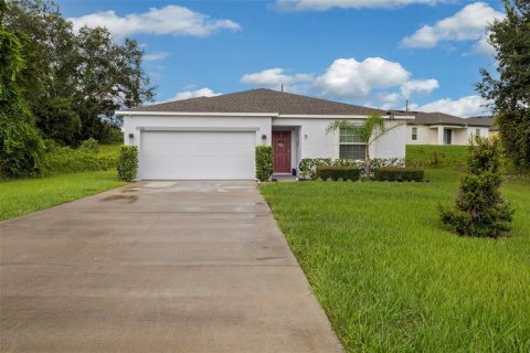 Villa ou maison à Poinciana, Floride 3 chambres, 134.24 m2 № 2290697