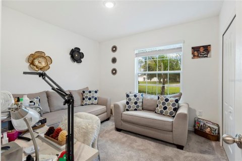 Villa ou maison à vendre à Poinciana, Floride: 3 chambres, 134.24 m2 № 2290697 - photo 12