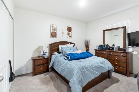 Villa ou maison à vendre à Poinciana, Floride: 3 chambres, 134.24 m2 № 2290697 - photo 15