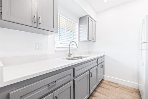 Condominio en venta en Clearwater, Florida, 1 dormitorio, 56.21 m2 № 1906165 - foto 8