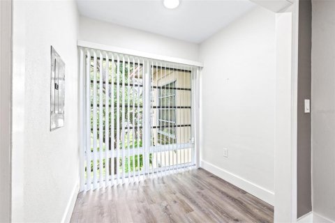 Condominio en venta en Clearwater, Florida, 1 dormitorio, 56.21 m2 № 1906165 - foto 18