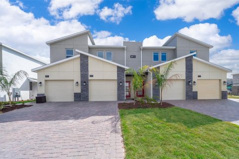 Condo à Davenport, Floride, 3 chambres  № 2330333