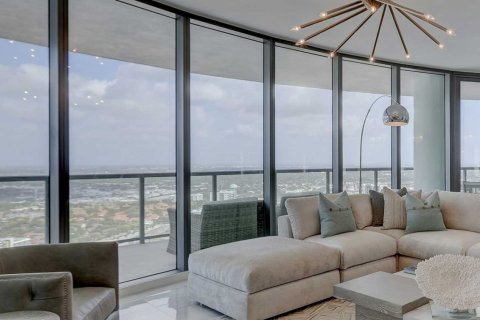 Apartamento en venta en Fort Lauderdale, Florida, 2 dormitorios, 139 m2 № 38230 - foto 1
