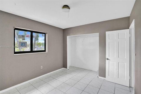 House in Homestead, Florida 4 bedrooms, 135.64 sq.m. № 1984066 - photo 19