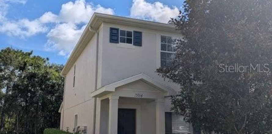 Townhouse in Spring Hill, Florida 2 bedrooms, 117.24 sq.m. № 1894425