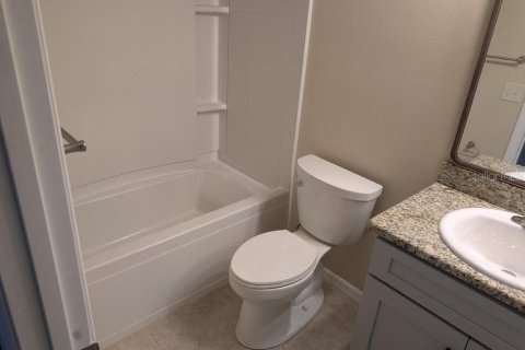 Townhouse in Spring Hill, Florida 2 bedrooms, 117.24 sq.m. № 1894425 - photo 14