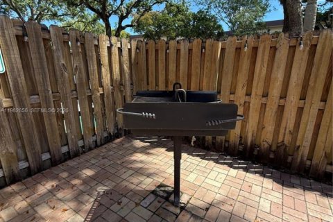 Condominio en alquiler en Plantation, Florida, 1 dormitorio, 65.77 m2 № 2049283 - foto 19