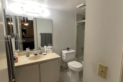 Condominio en alquiler en Plantation, Florida, 1 dormitorio, 65.77 m2 № 2049283 - foto 9