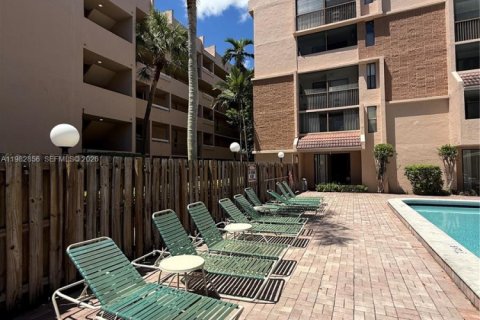 Condominio en alquiler en Plantation, Florida, 1 dormitorio, 65.77 m2 № 2049283 - foto 21