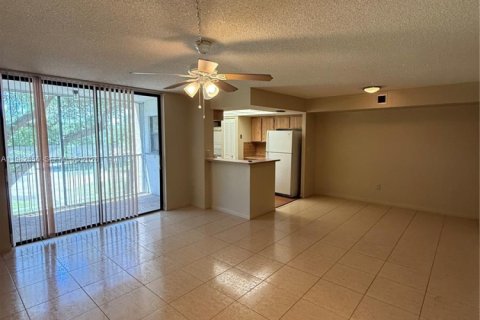 Condominio en alquiler en Plantation, Florida, 1 dormitorio, 65.77 m2 № 2049283 - foto 10
