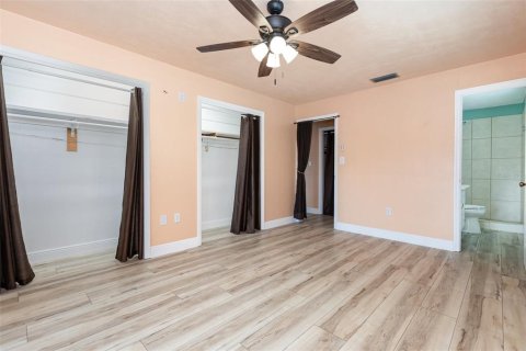 House in Palmetto, Florida 3 bedrooms, 141.12 sq.m. № 1903628 - photo 12
