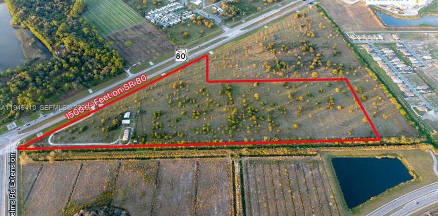 Immobilier commercial à LaBelle, Floride № 2088983