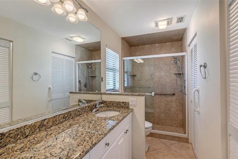 House in Sarasota, Florida 2 bedrooms, 135.27 sq.m. № 2399371 - photo 21