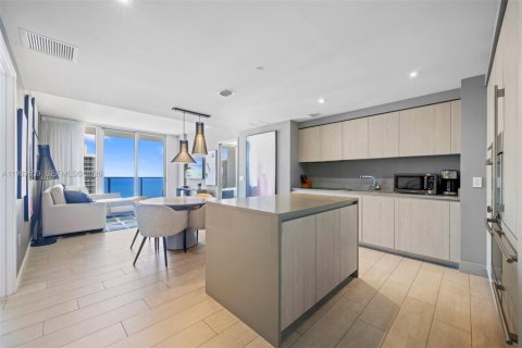 Copropriété à vendre à Hollywood, Floride: 2 chambres, 96.99 m2 № 2051600 - photo 4