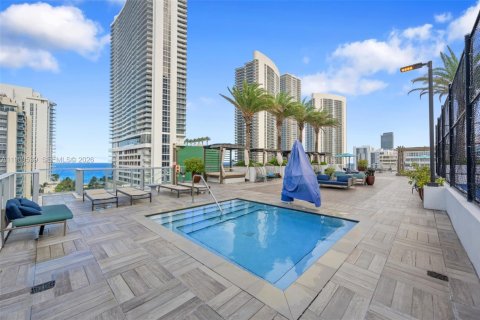 Copropriété à vendre à Hollywood, Floride: 2 chambres, 96.99 m2 № 2051600 - photo 21