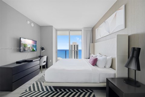 Copropriété à vendre à Hollywood, Floride: 2 chambres, 96.99 m2 № 2051600 - photo 9