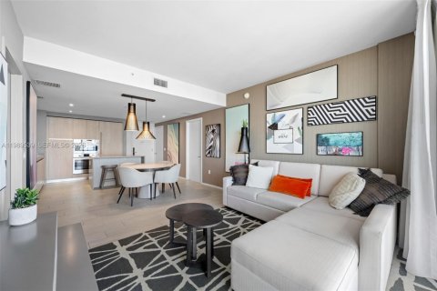 Copropriété à vendre à Hollywood, Floride: 2 chambres, 96.99 m2 № 2051600 - photo 3