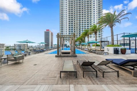 Copropriété à vendre à Hollywood, Floride: 2 chambres, 96.99 m2 № 2051600 - photo 20