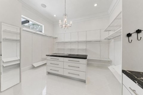 Villa ou maison à vendre à Boynton Beach, Floride: 3 chambres, 351.17 m2 № 2087240 - photo 17