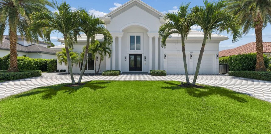 Villa ou maison à Boynton Beach, Floride 3 chambres, 351.17 m2 № 2087240