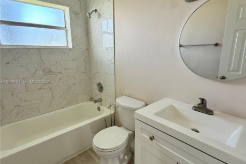 Снять в аренду квартиру в Холливуд, Флорида 1 спальня, 65.03м2, № 2066100 - фото 7