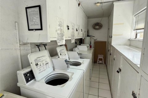 Снять в аренду квартиру в Холливуд, Флорида 1 спальня, 65.03м2, № 2066100 - фото 10