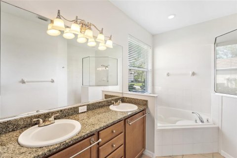 Casa en venta en Lakewood Ranch, Florida, 4 dormitorios, 192.59 m2 № 1650107 - foto 16