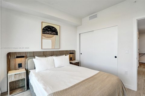 Condominio en venta en Miami Beach, Florida, 2 dormitorios, 82.4 m2 № 2081884 - foto 21