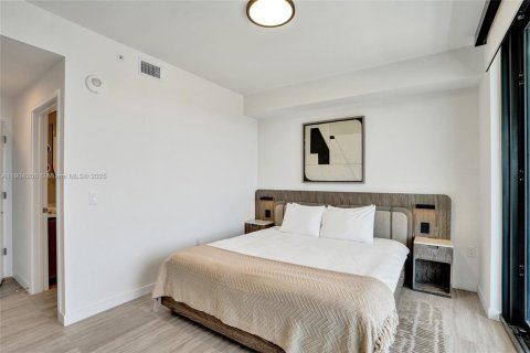 Condominio en venta en Miami Beach, Florida, 2 dormitorios, 82.4 m2 № 2081884 - foto 10