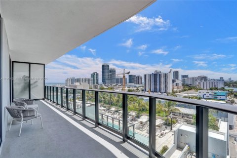 Condominio en venta en Miami Beach, Florida, 2 dormitorios, 82.4 m2 № 2081884 - foto 23