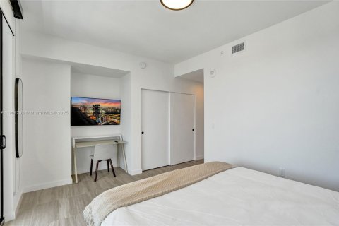 Condominio en venta en Miami Beach, Florida, 2 dormitorios, 82.4 m2 № 2081884 - foto 19