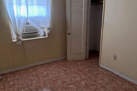 Villa ou maison à vendre à Miami, Floride: 4 chambres, 151.52 m2 № 2414337 - photo 9