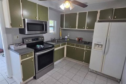 Villa ou maison à louer à Saint Petersburg, Floride: 2 chambres, 70.33 m2 № 2383841 - photo 3