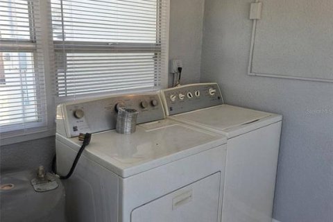 Villa ou maison à louer à Saint Petersburg, Floride: 2 chambres, 70.33 m2 № 2383841 - photo 4