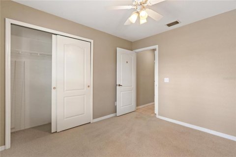 Townhouse in Lutz, Florida 2 bedrooms, 119.66 sq.m. № 2201915 - photo 24