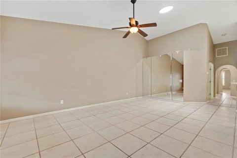 Townhouse in Lutz, Florida 2 bedrooms, 119.66 sq.m. № 2201915 - photo 8