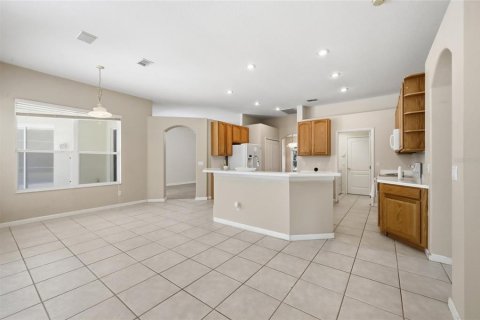 Casa en venta en Apopka, Florida, 4 dormitorios, 229.19 m2 № 2109278 - foto 21