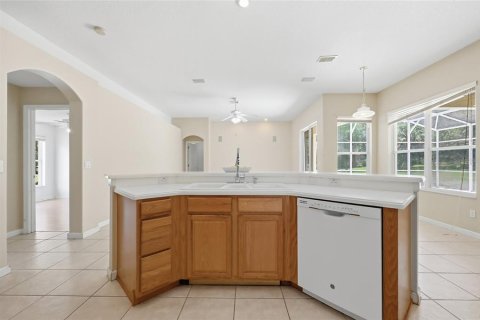 Casa en venta en Apopka, Florida, 4 dormitorios, 229.19 m2 № 2109278 - foto 20