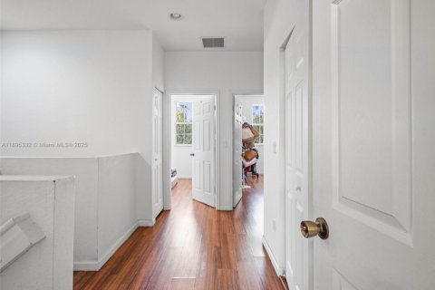 Adosado en venta en Homestead, Florida, 3 dormitorios, 145.3 m2 № 1950212 - foto 16