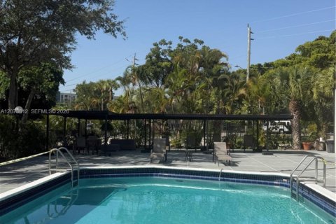 Copropriété à louer à North Miami Beach, Floride: 2 chambres, 94.76 m2 № 2311050 - photo 21