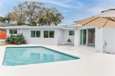 Casa en alquiler en Boca Raton, Florida, 4 dormitorios, 195.19 m2 № 1930458 - foto 5