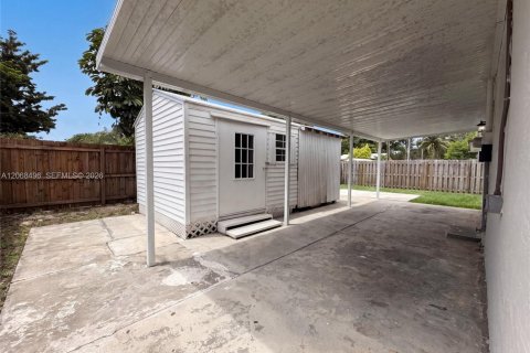 Villa ou maison à vendre à Homestead, Floride: 3 chambres, 120.4 m2 № 2296114 - photo 22